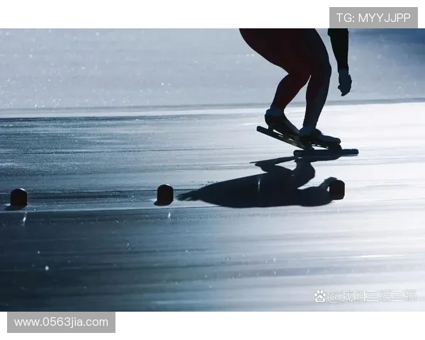滑冰训练中的挑战与成长经验分享 探讨技术提升与心理调适